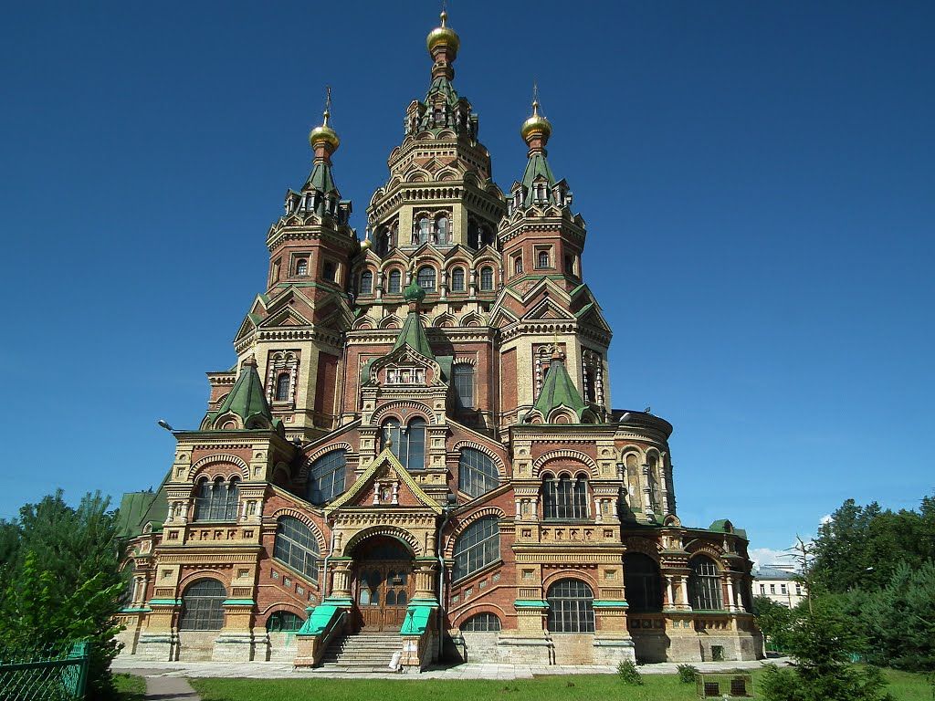 Architecture russia. Церковь Святой Троицы (Петергоф).